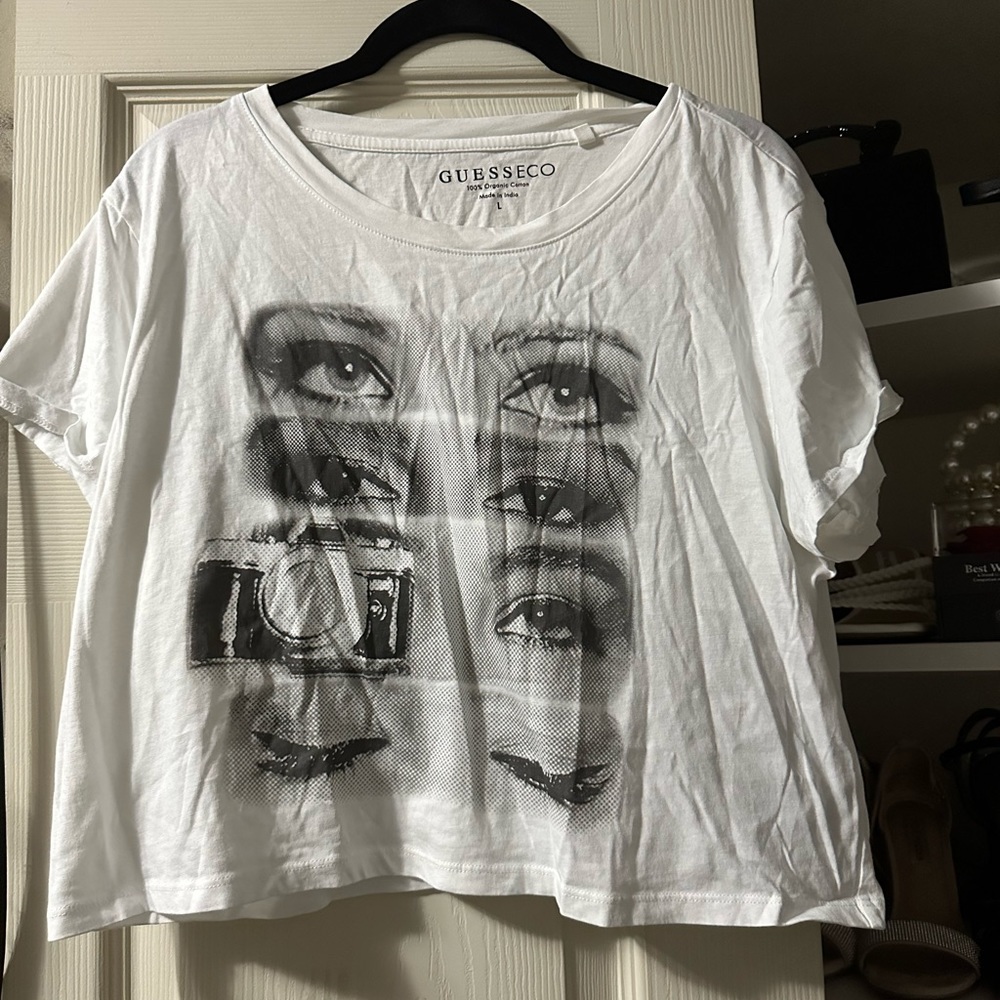 Guess graphic shirt